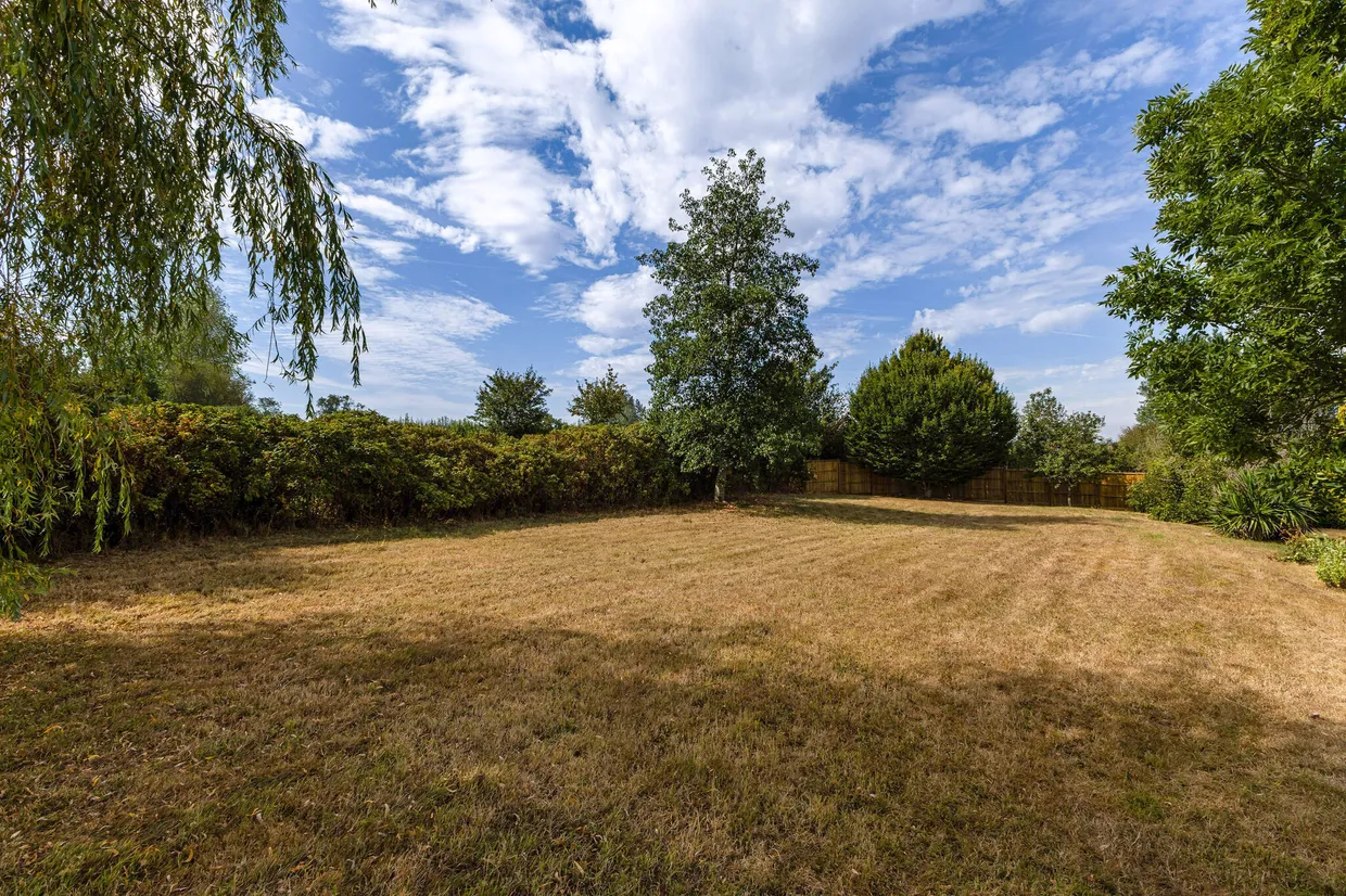 Pucklechurch Road, Hinton, SN14 photo 6
