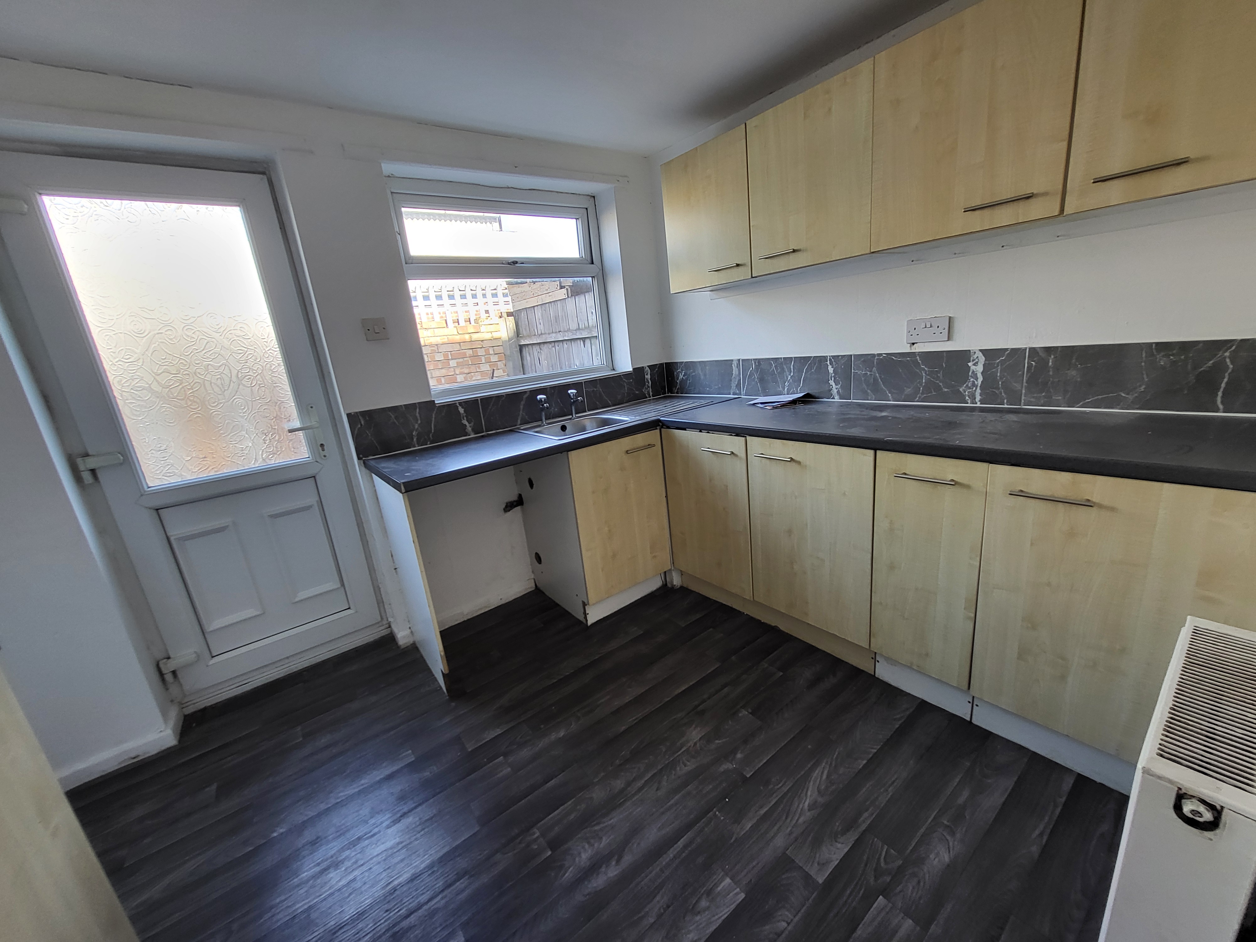 5 Ferndale, Redcar Street Image 4