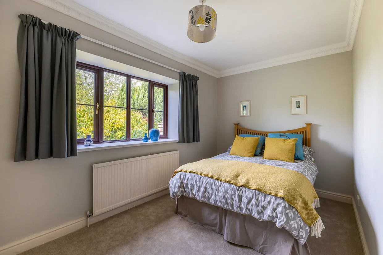 Pucklechurch Road, Hinton, SN14 photo 8