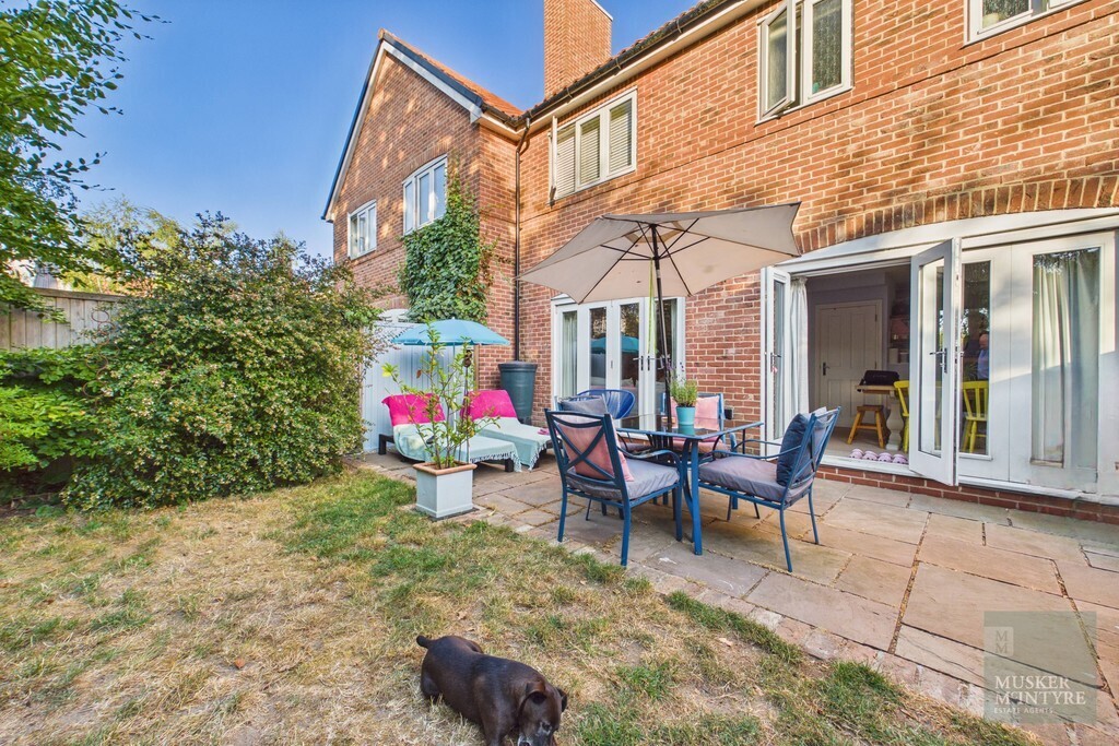 Pirnhow Street, Ditchingham, Bungay Image 16
