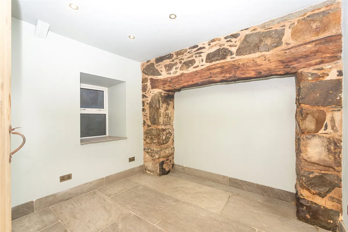 Pontllyfni, Caernarfon, Gwynedd, LL54