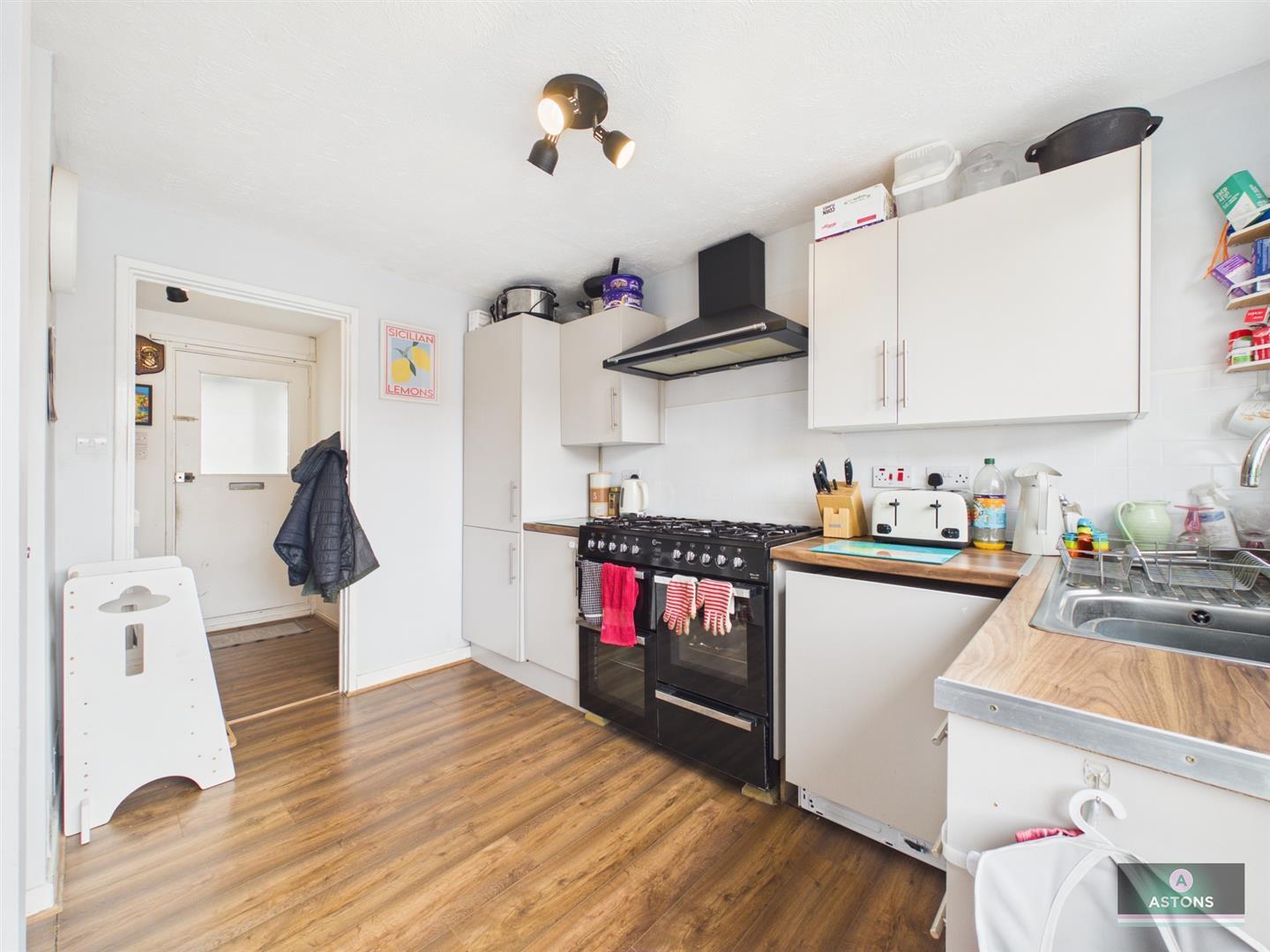 Flamstead Heights, Broadfield, Crawley Image 12