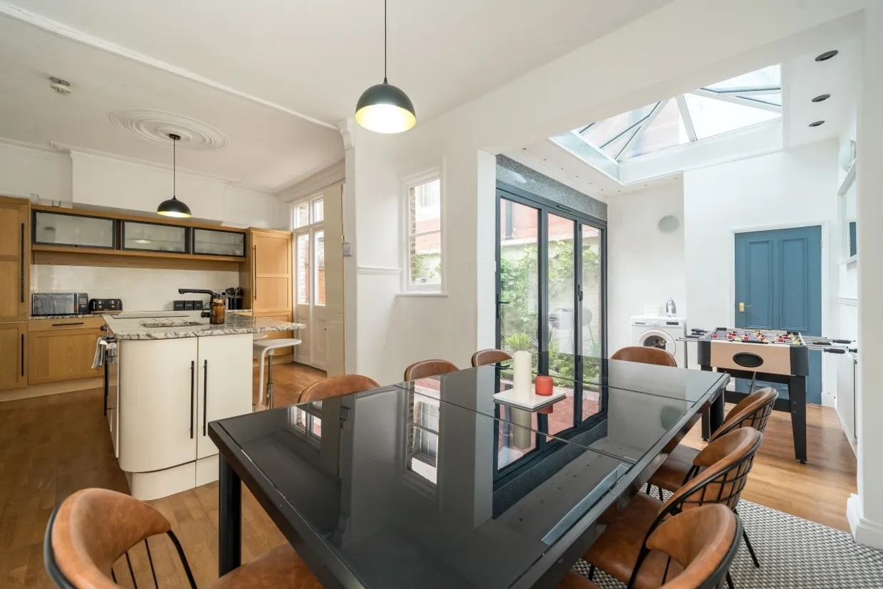 Merton Avenue London W4 photo 3