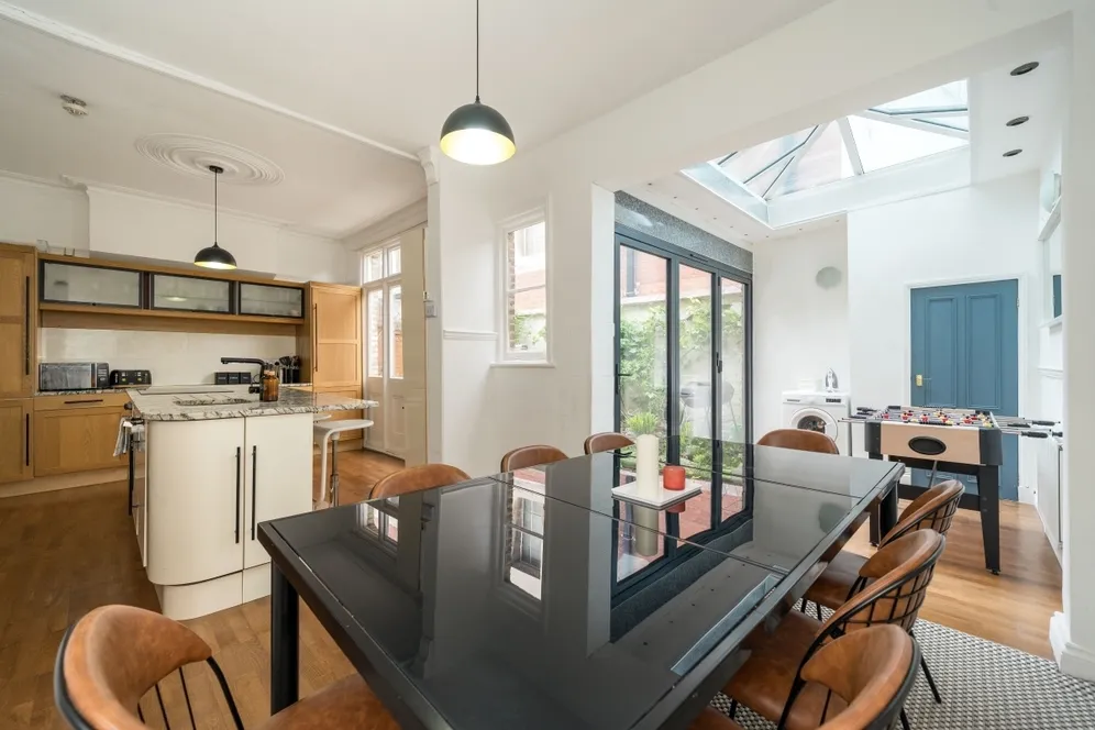 Merton Avenue London W4 photo 3