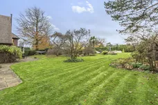 Croft Road Woldingham CR3 photo 7