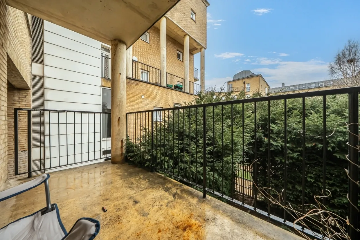 Queen of Denmark Court, Rotherhithe, SE16 photo 8