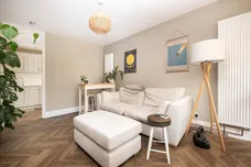 Strathdon Drive London SW17 photo 2