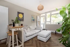 Strathdon Drive London SW17 photo 8