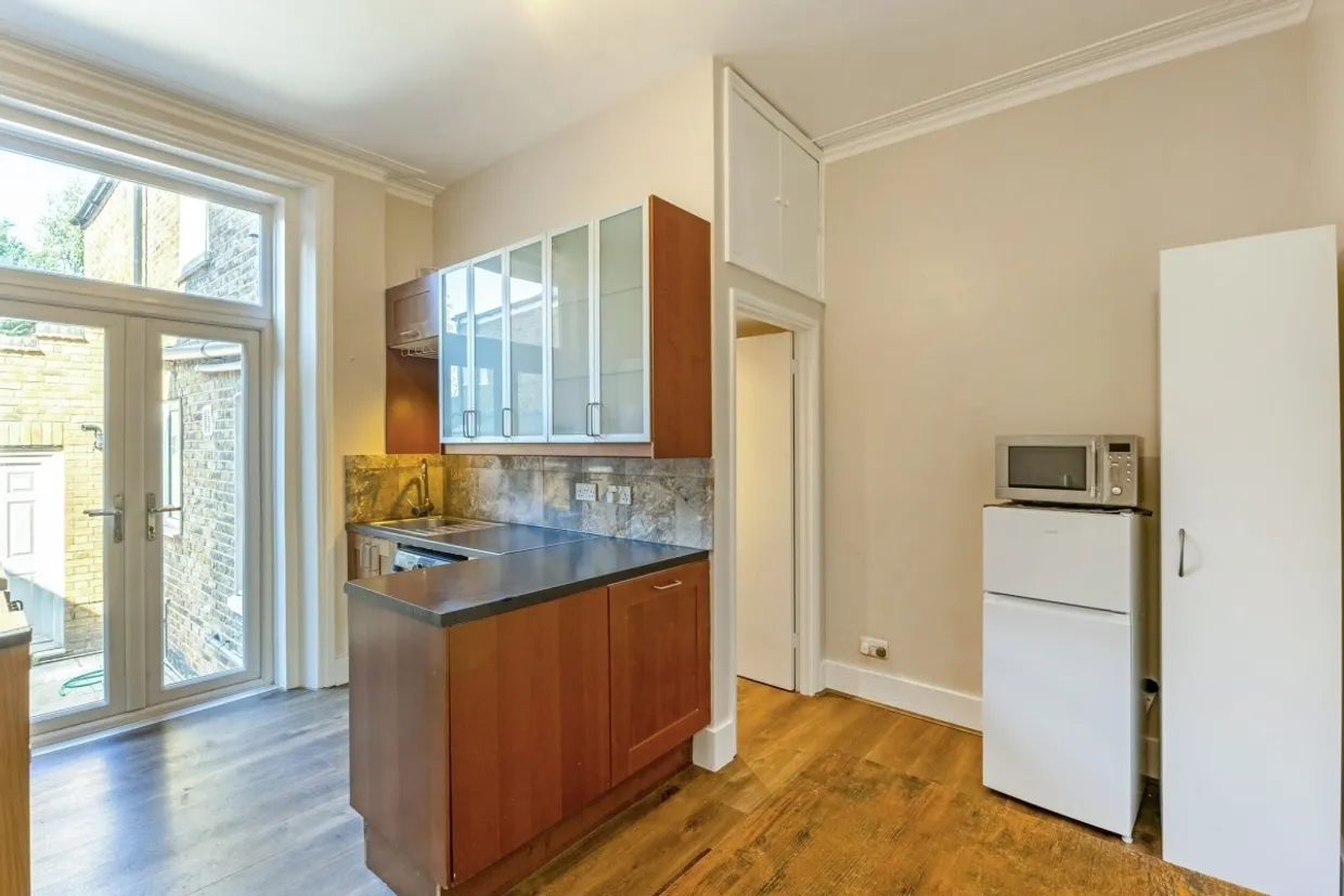 Milman Road London NW6 photo 7