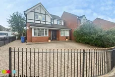 Hogg Lane, GRAYS