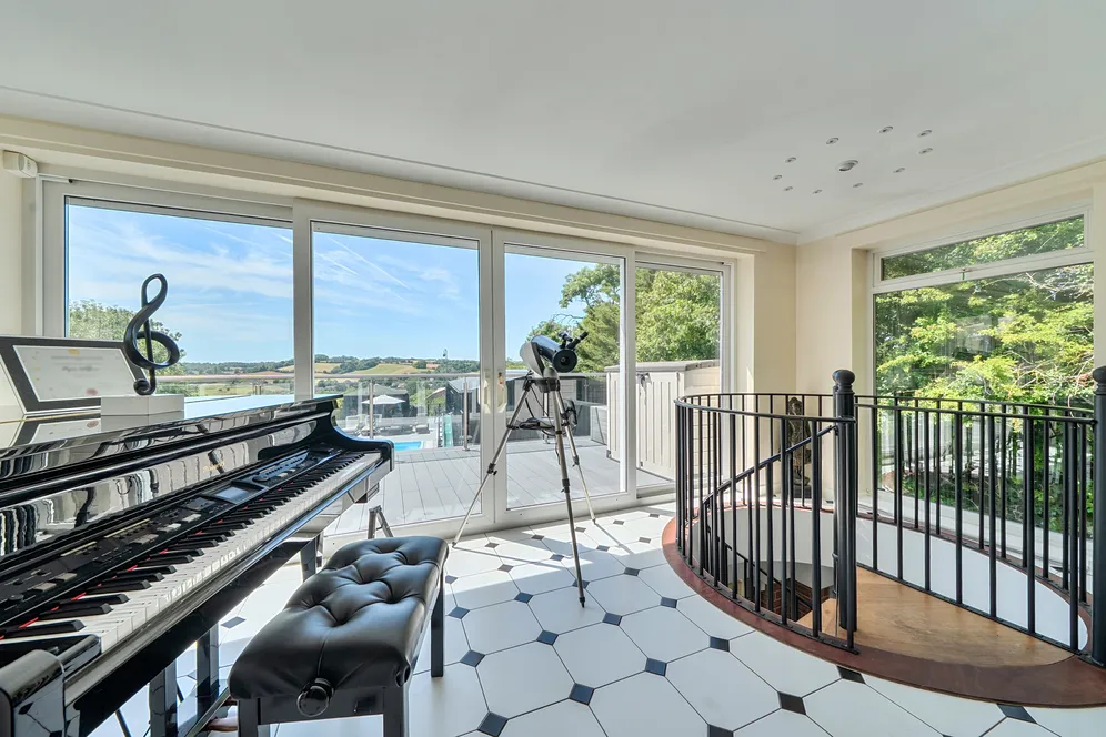 Wellsway, Keynsham, BS31 photo 3