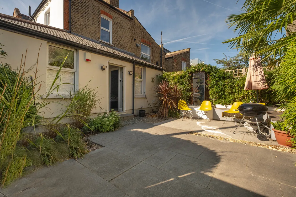 Brookwood Road, London, SW18 photo 3