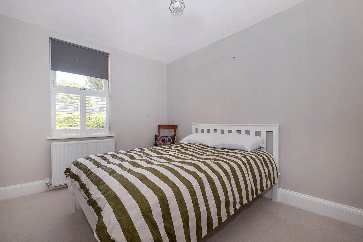 Brookwood Road, London, SW18 photo 5