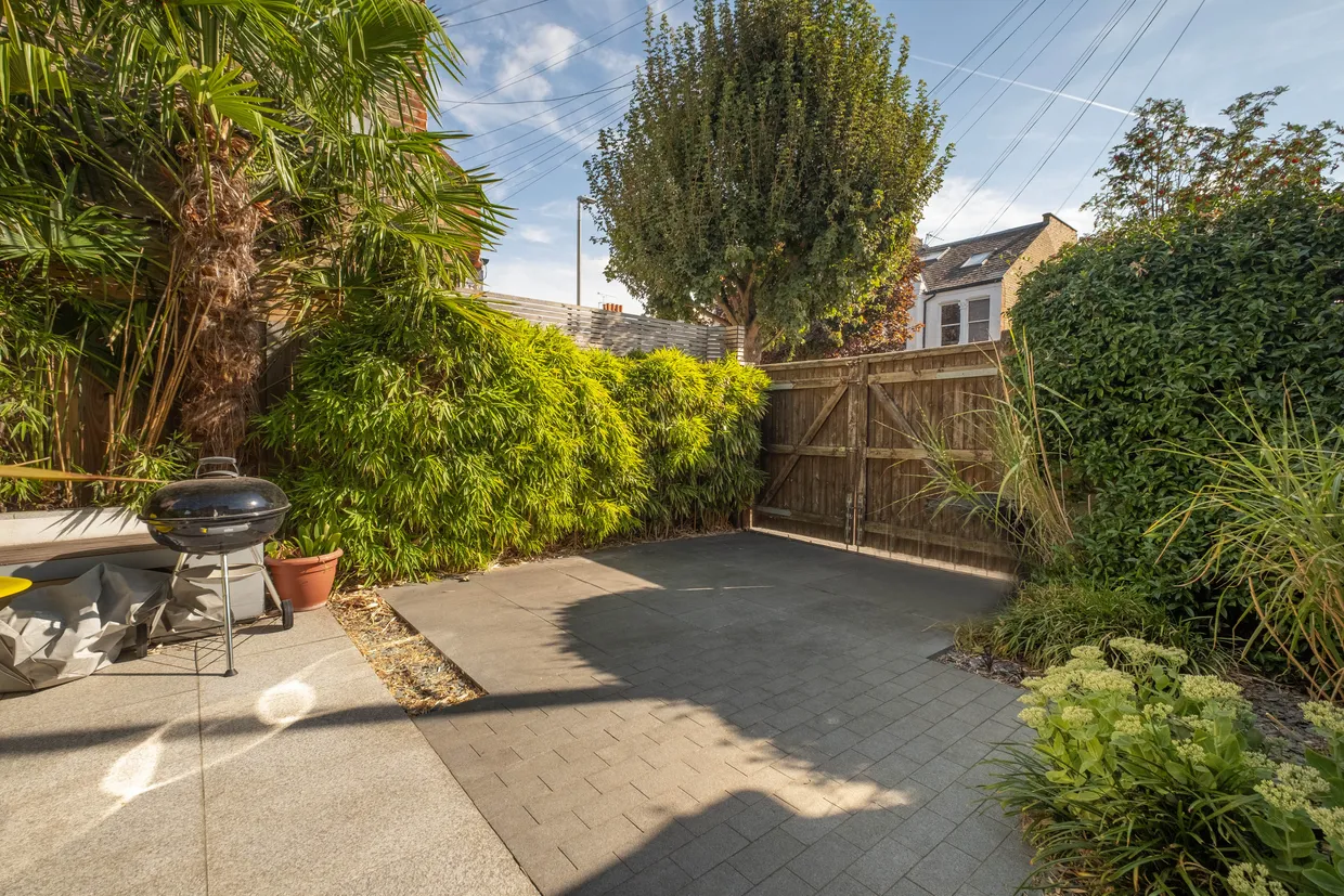 Brookwood Road, London, SW18 photo 6