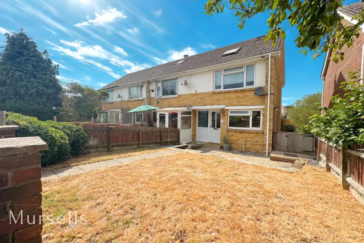 Hilltop Road, Corfe Mullen, Wimborne, BH21