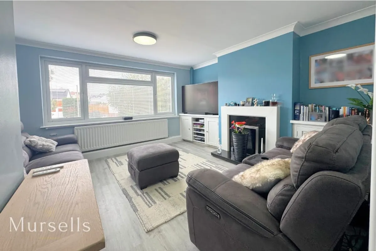 Hilltop Road, Corfe Mullen, Wimborne, BH21