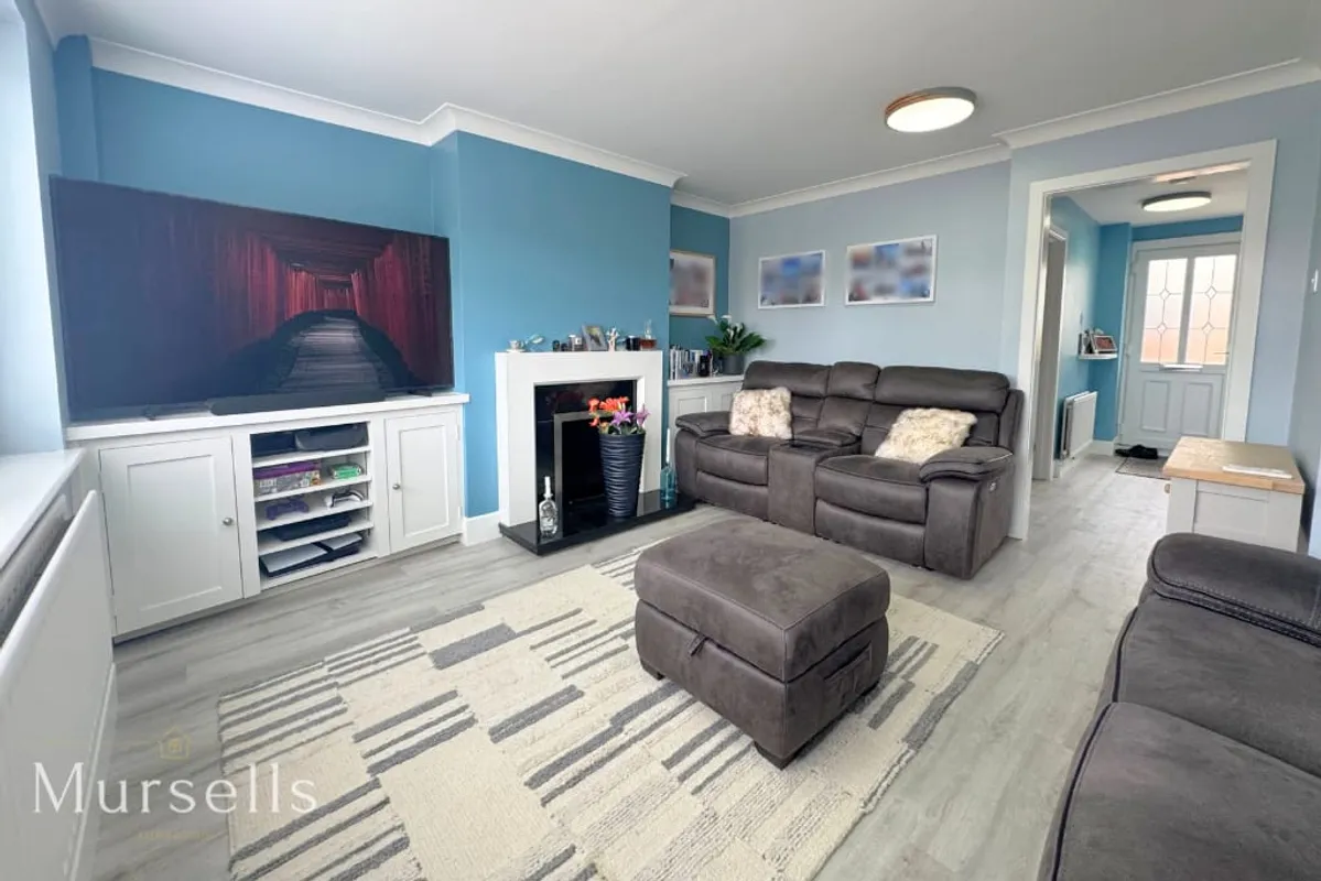 Hilltop Road, Corfe Mullen, Wimborne, BH21