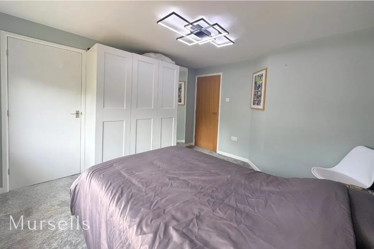 Hilltop Road, Corfe Mullen, Wimborne, BH21