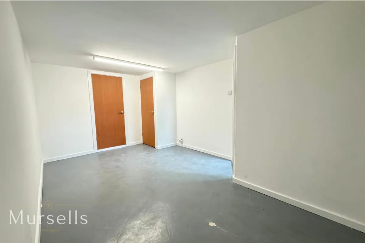 Hilltop Road, Corfe Mullen, Wimborne, BH21