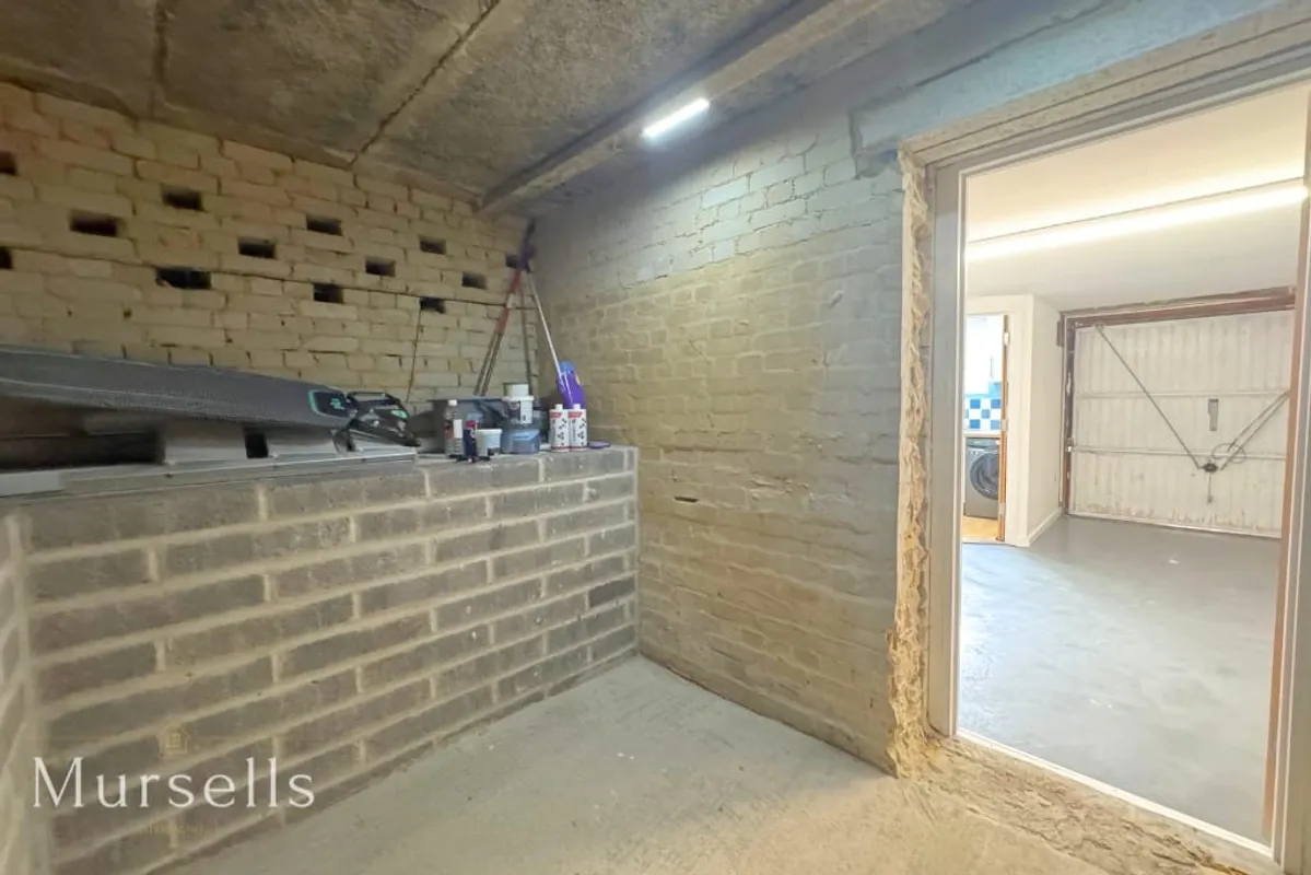 Hilltop Road, Corfe Mullen, Wimborne, BH21