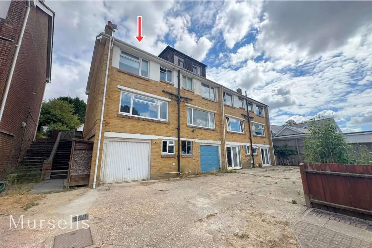 Hilltop Road, Corfe Mullen, Wimborne, BH21