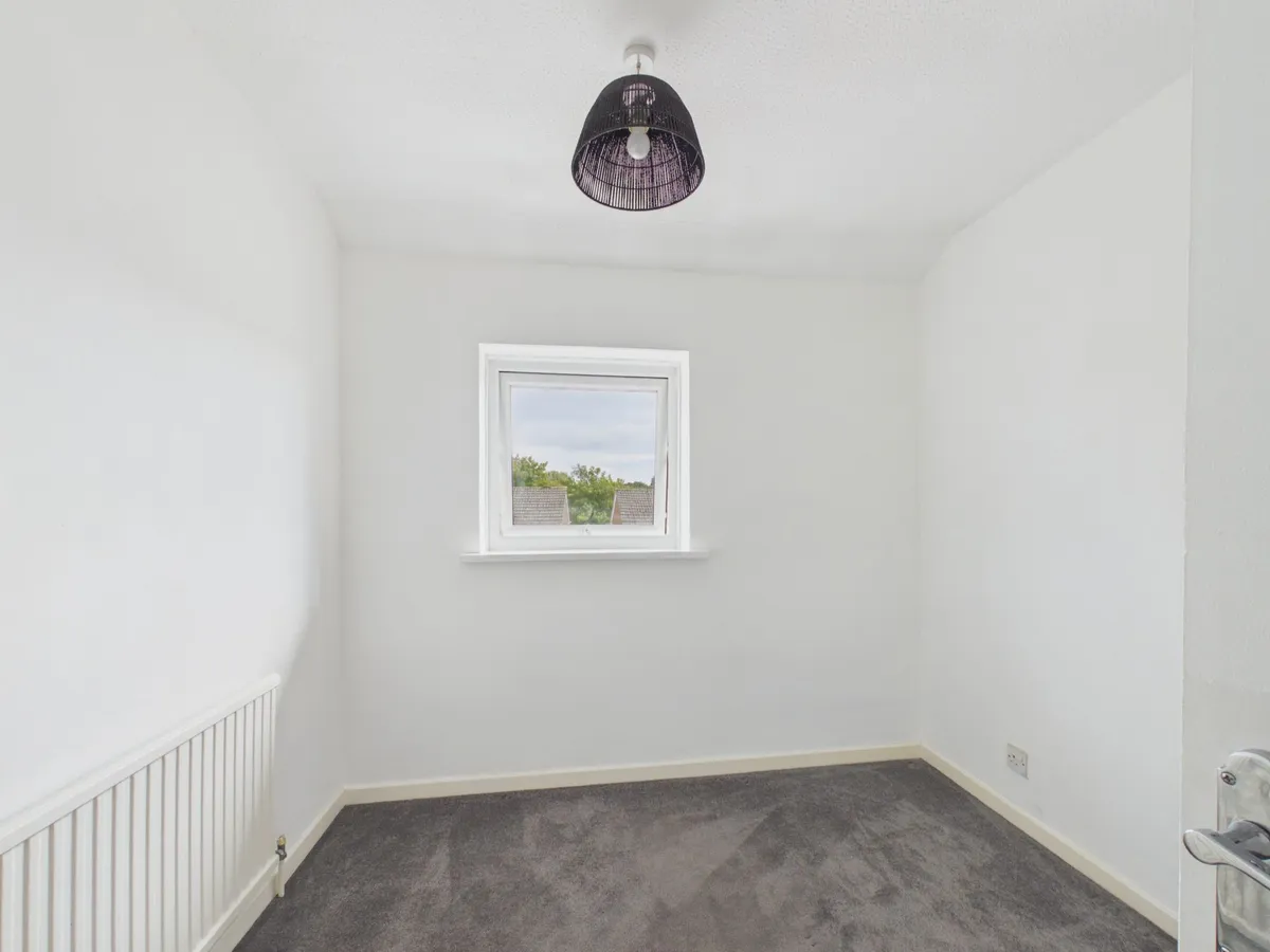 Harding Close, Boverton, CF61