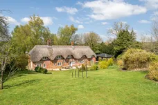 Mildenhall, Marlborough, SN8 photo 1
