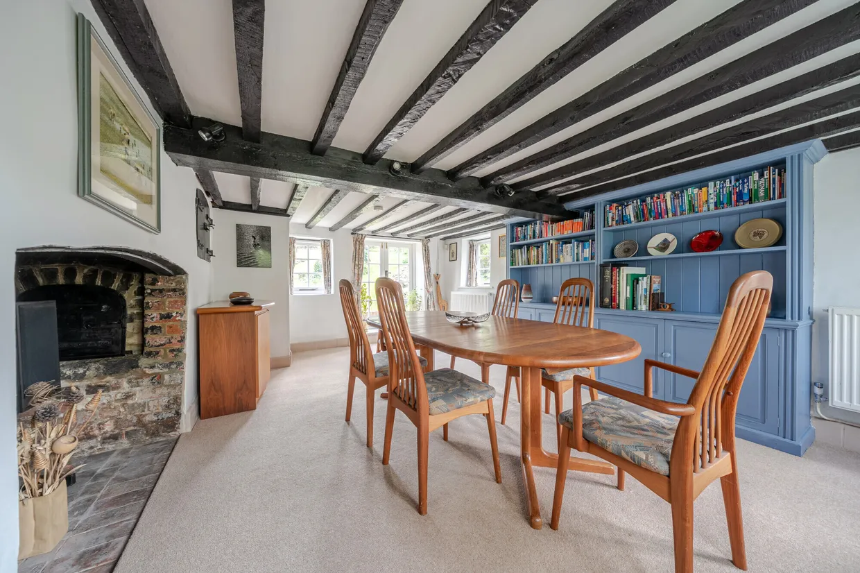 Mildenhall, Marlborough, SN8 photo 10