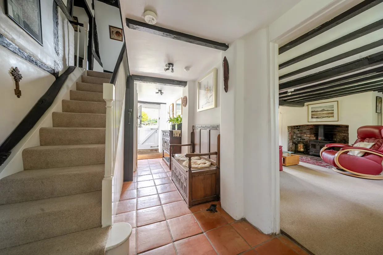 Mildenhall, Marlborough, SN8 photo 11