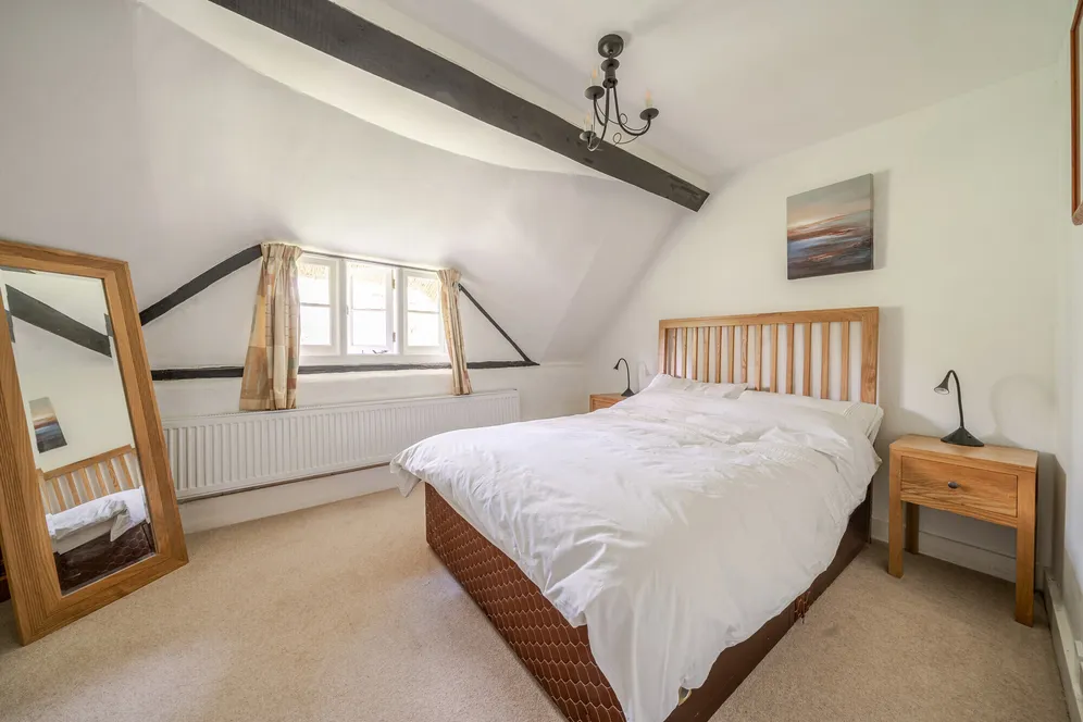 Mildenhall, Marlborough, SN8 photo 16