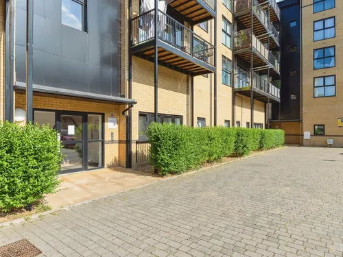 Giles Crescent, STEVENAGEphoto