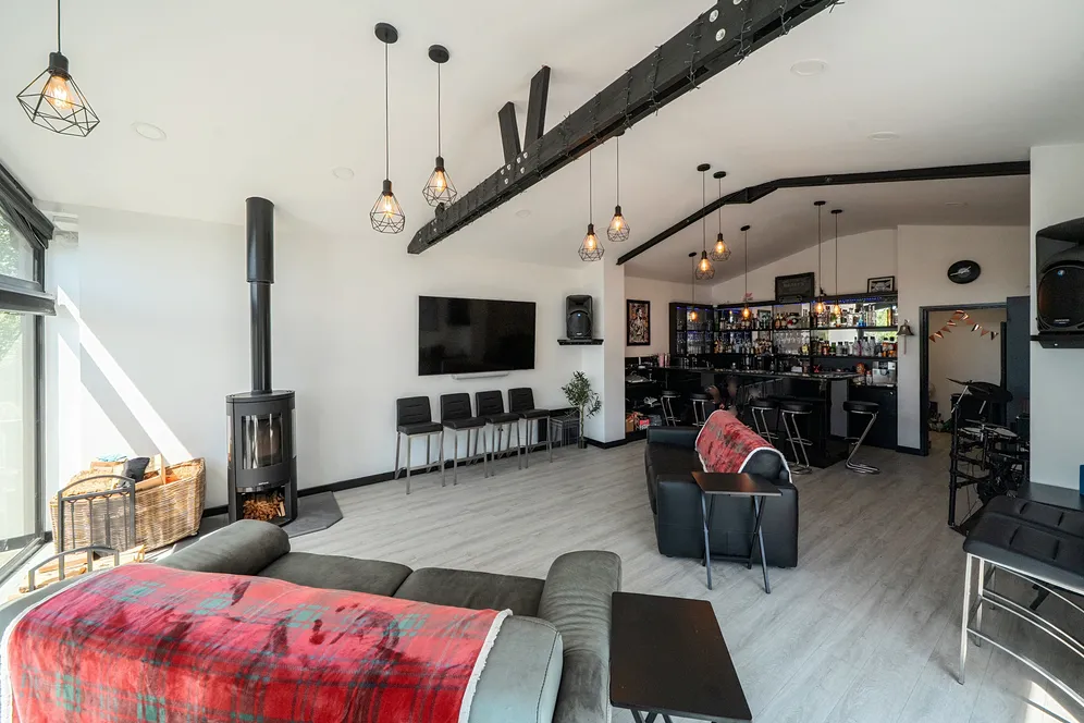 Wellsway, Keynsham, BS31 photo 4