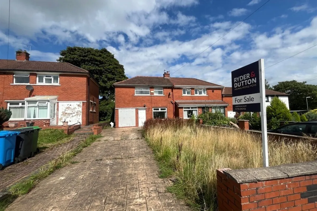 Alwin Road, Shaw, OLDHAM