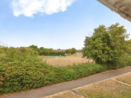 Kestrel Close, Chipping Sodbury, Bristol thumb 2