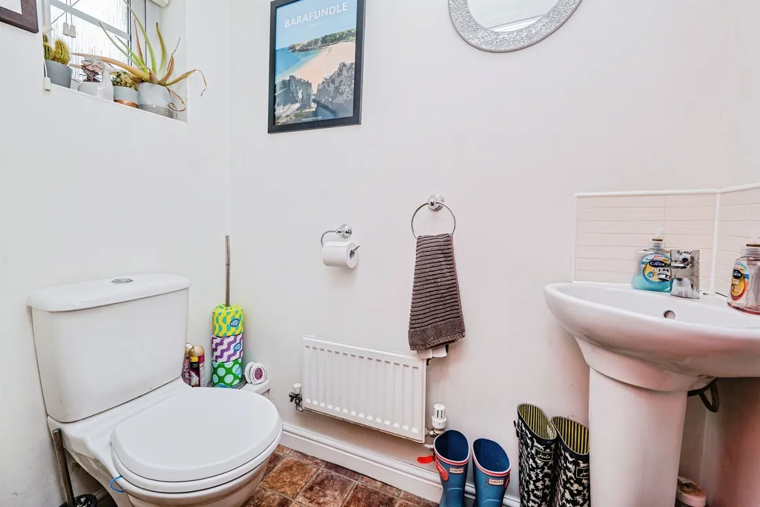 Property photo 8