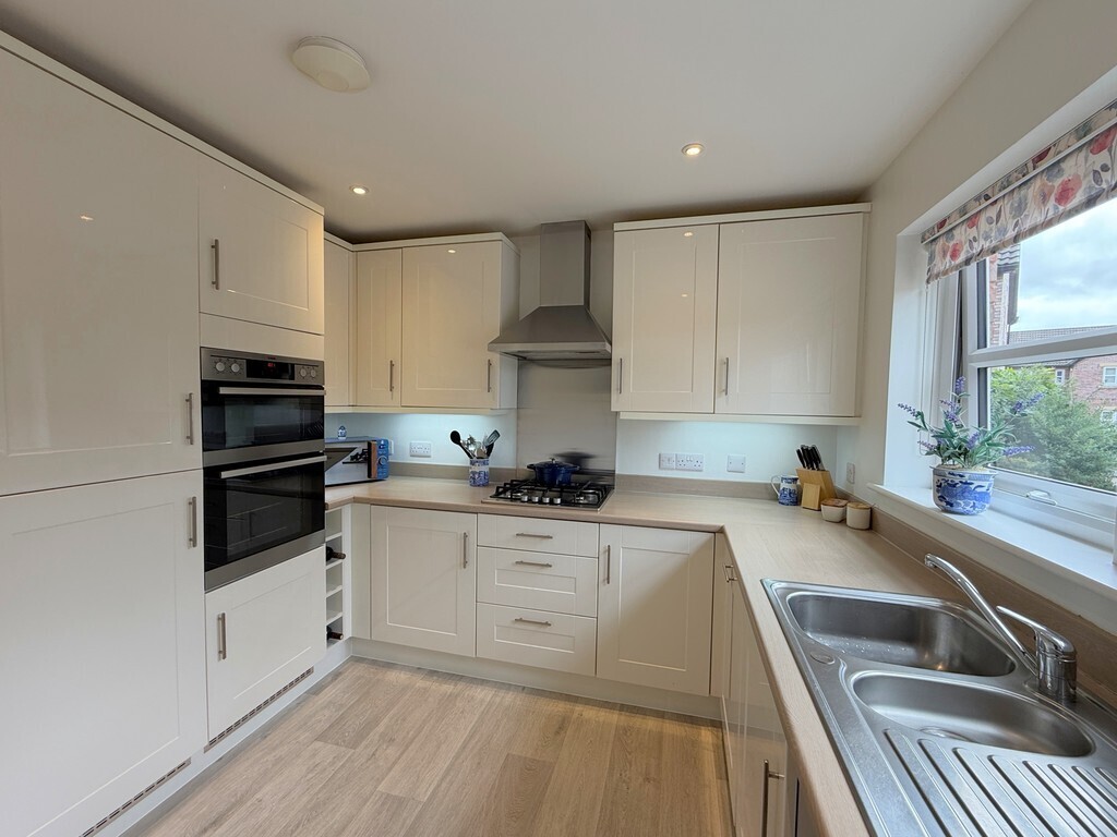 Orchard Way, Dalston Image 8