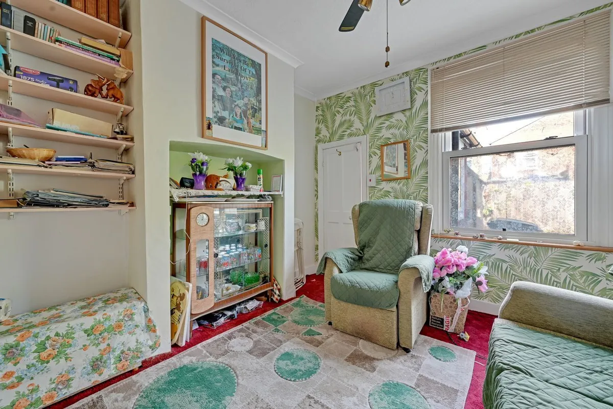 Yewfield Road, London, NW10