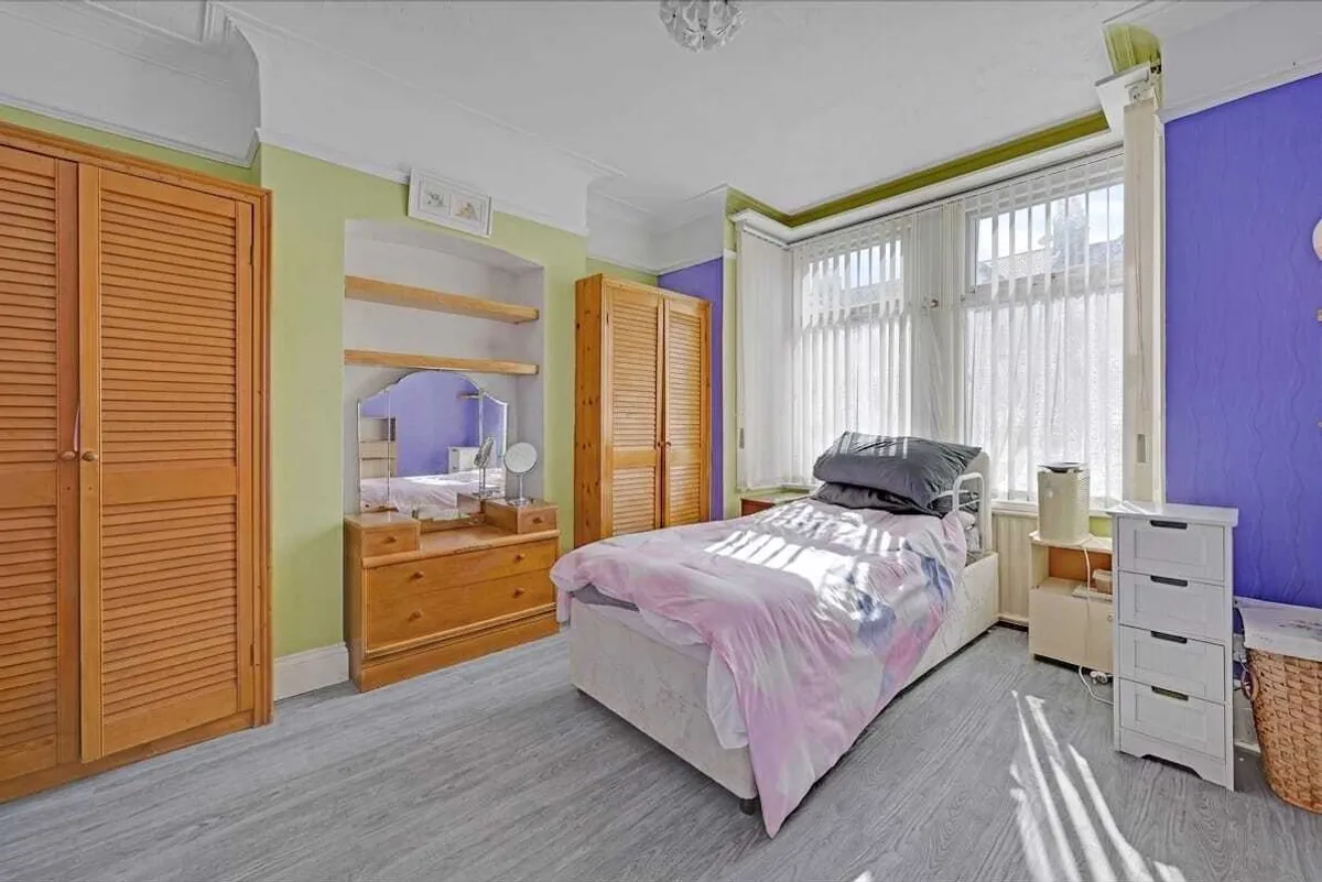 Yewfield Road, London, NW10