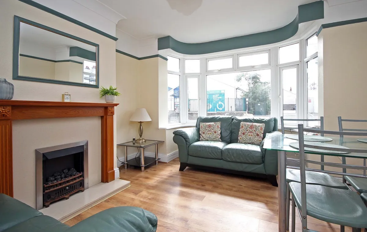 Glynne Road, Bangor, Gwynedd, LL57