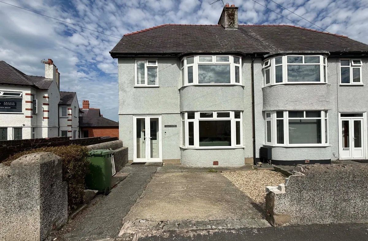 Glynne Road, Bangor, Gwynedd, LL57