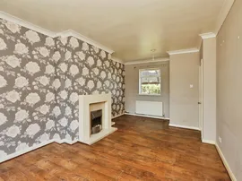 Waverley Avenue, Balby, Doncaster thumb 2