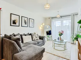 Scampston Drive, East Ardsley, Wakefield thumb 2