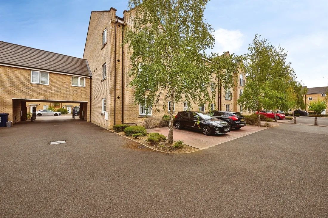 Property photo 11