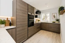 Isaacs Lane, Burgess Hill