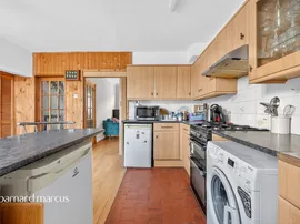 Meadvale Road, Croydon thumb 2