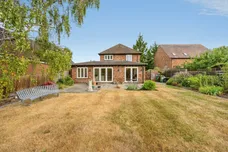 Marroway, Weston Turville, Aylesbury