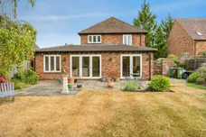 Marroway, Weston Turville, Aylesbury