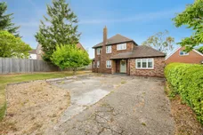 Marroway, Weston Turville, Aylesbury
