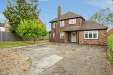 Marroway, Weston Turville, Aylesbury