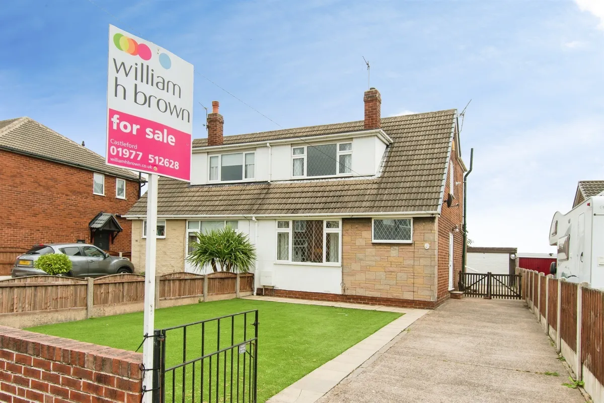 Smithson Avenue, CASTLEFORD